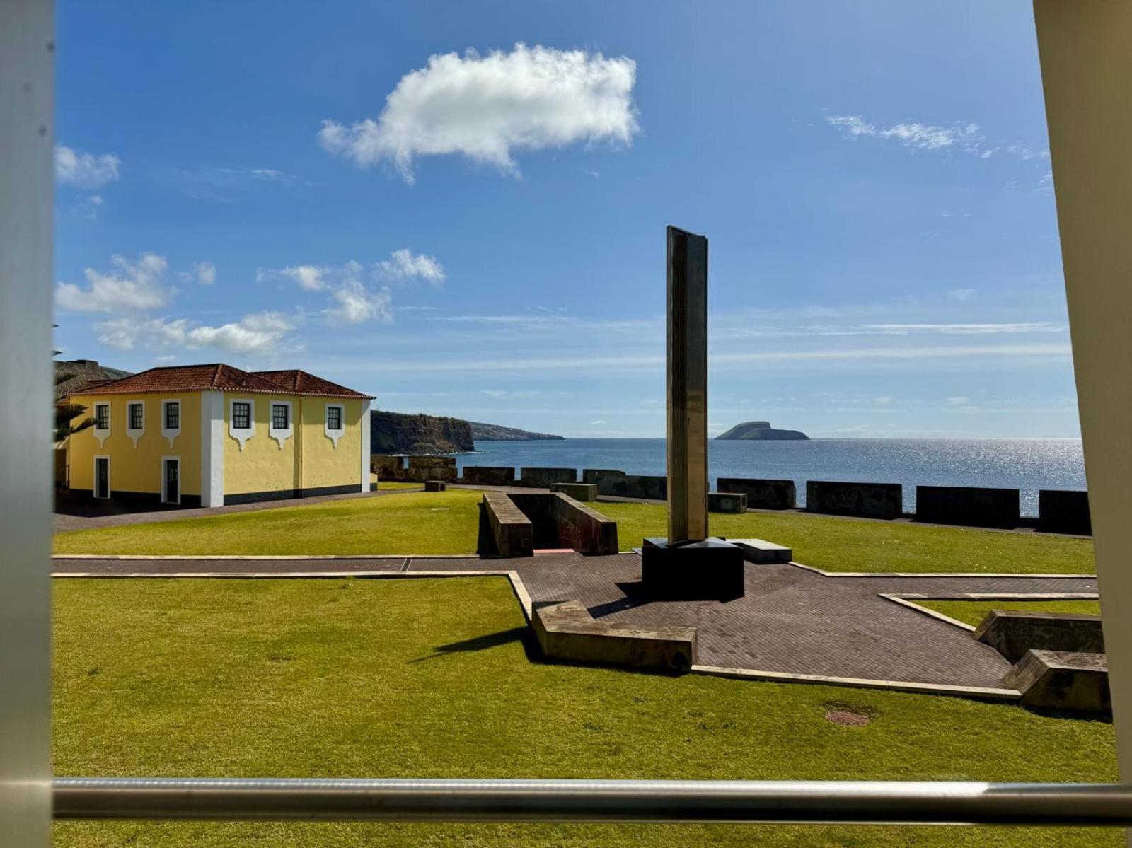 Pousada De Angra Do Heroismo Castelo De S. Sebastiao Exterior photo